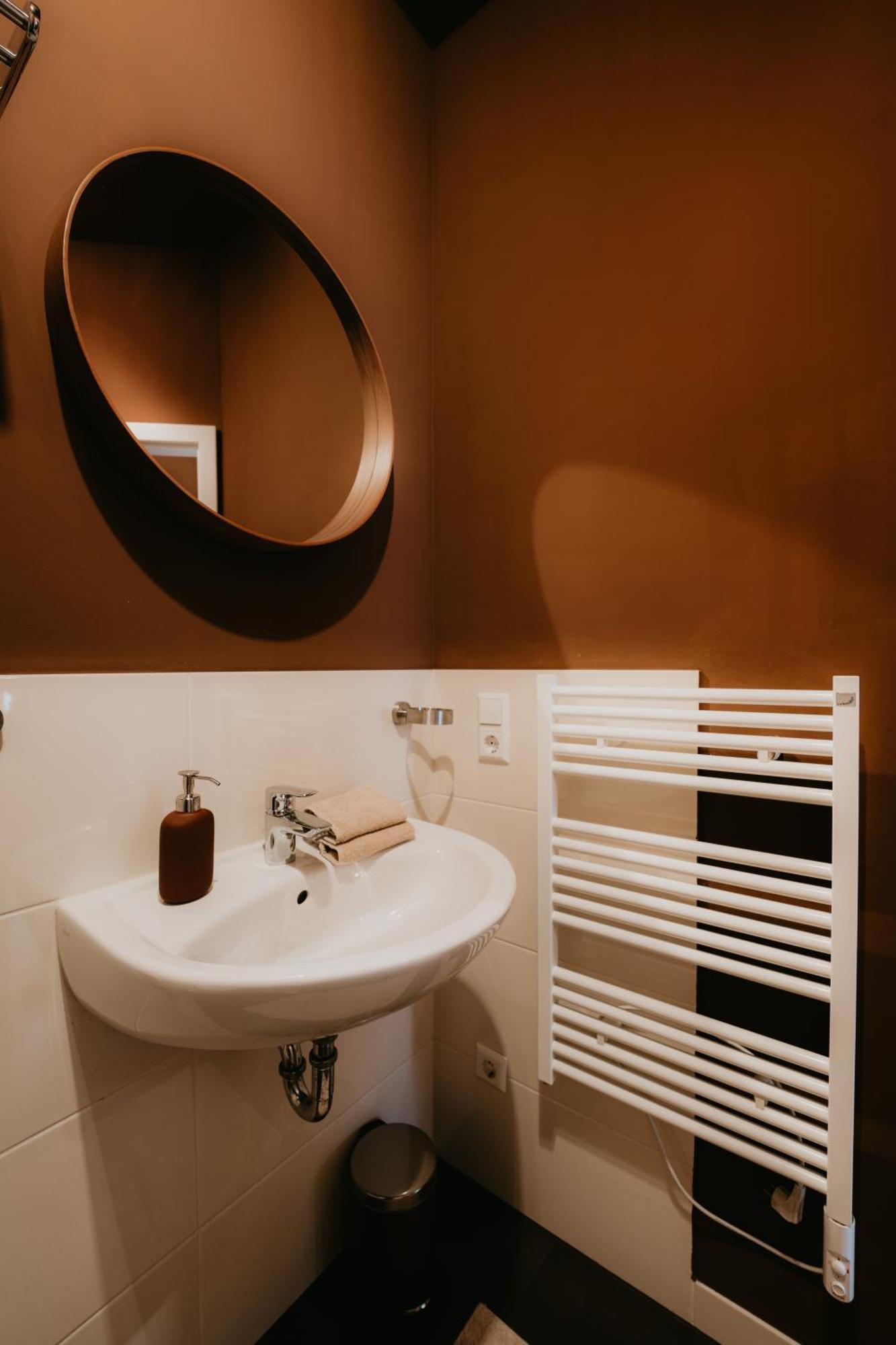 Llr Design Apartment - Sepia Toffee Im Zentrum Von Koblenz Koblenz  Kültér fotó